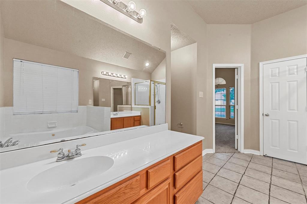 703 Primrose Lane Property Photo 9