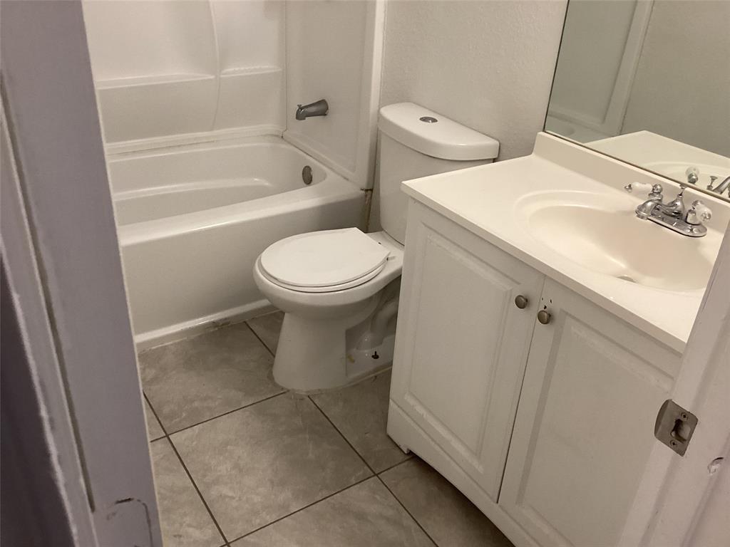 1401 Brook Meadow Circle Property Photo 1