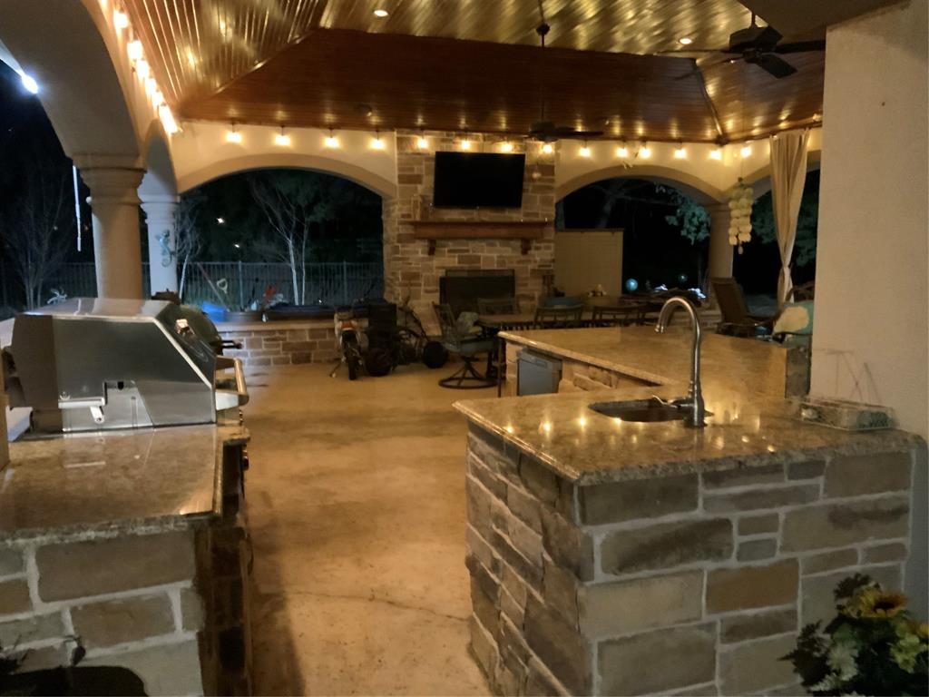 821 Longhorn Hollow Property Photo 15
