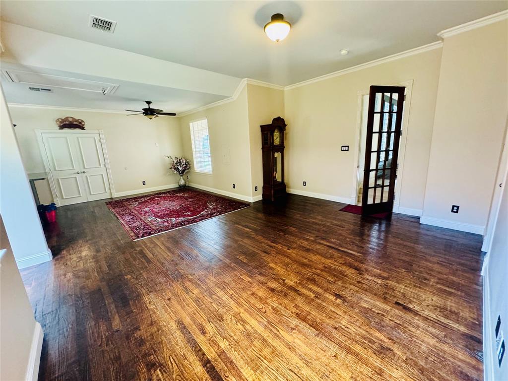 821 Longhorn Hollow Property Photo 39