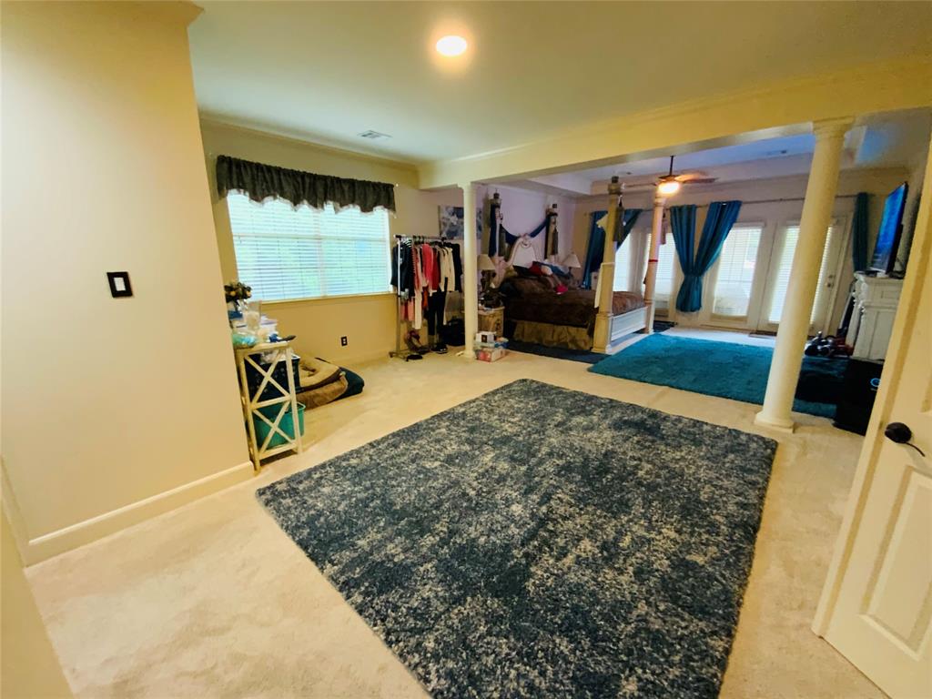 821 Longhorn Hollow Property Photo 40