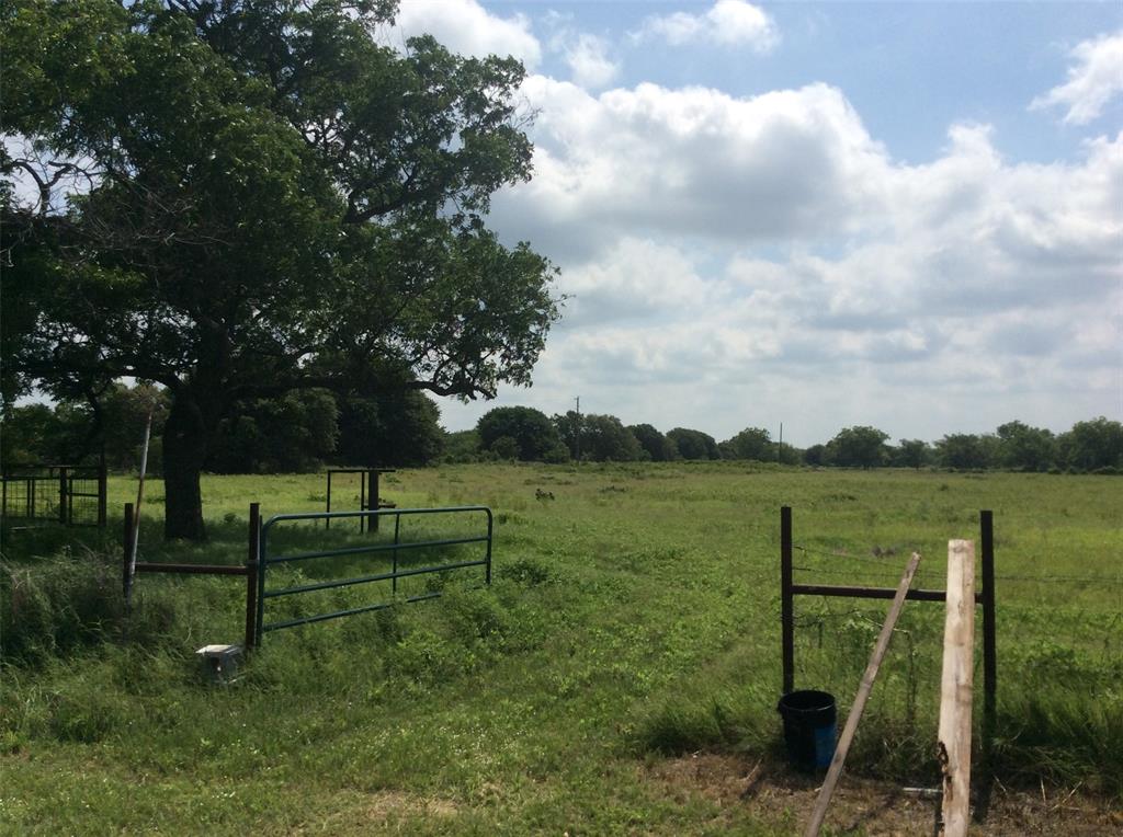 8762 Private Road 4641 Property Photo 1