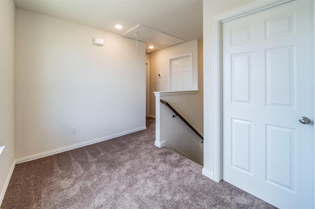 106 Kainos Street Property Photo 10