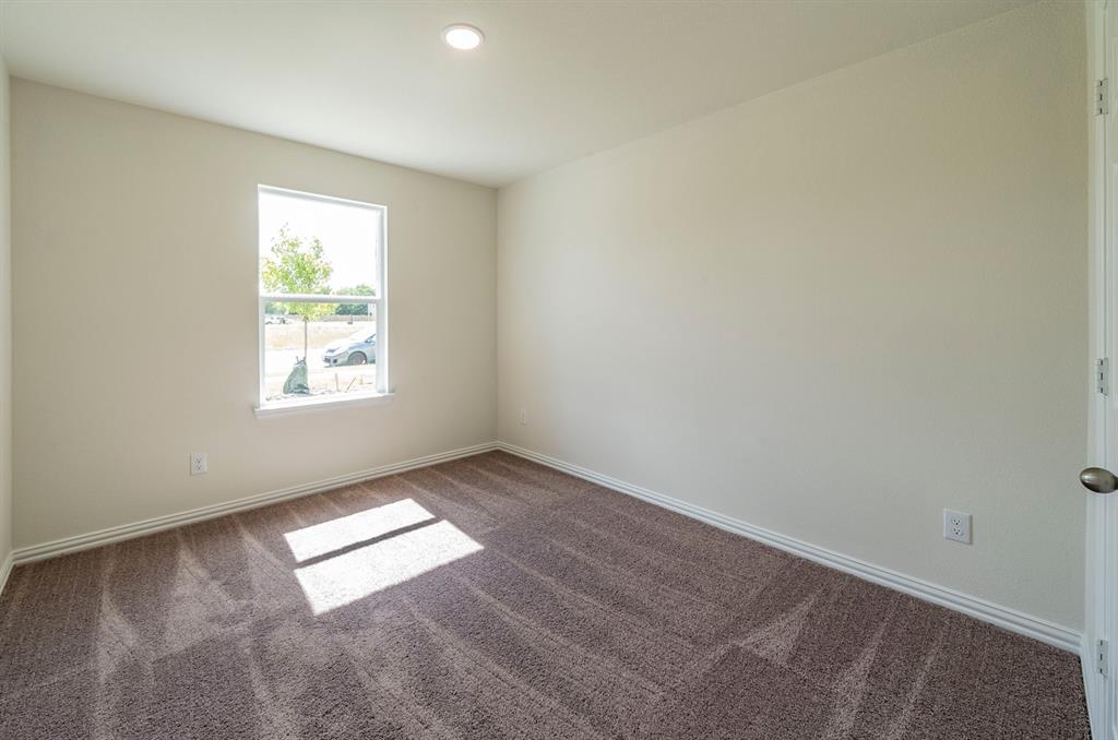 106 Kainos Street Property Photo 14