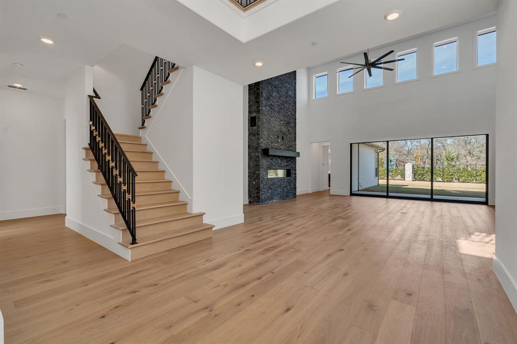 4108 Crystal Cove Property Photo 4