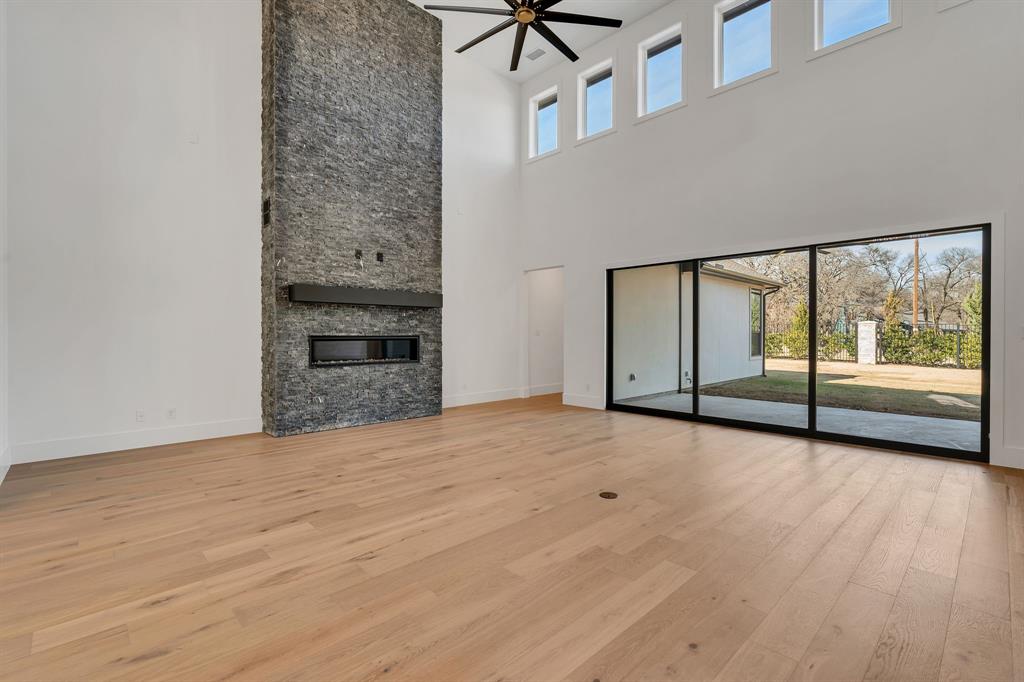 4108 Crystal Cove Property Photo 6