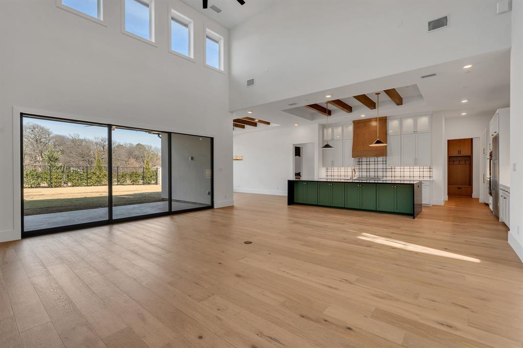 4108 Crystal Cove Property Photo 8