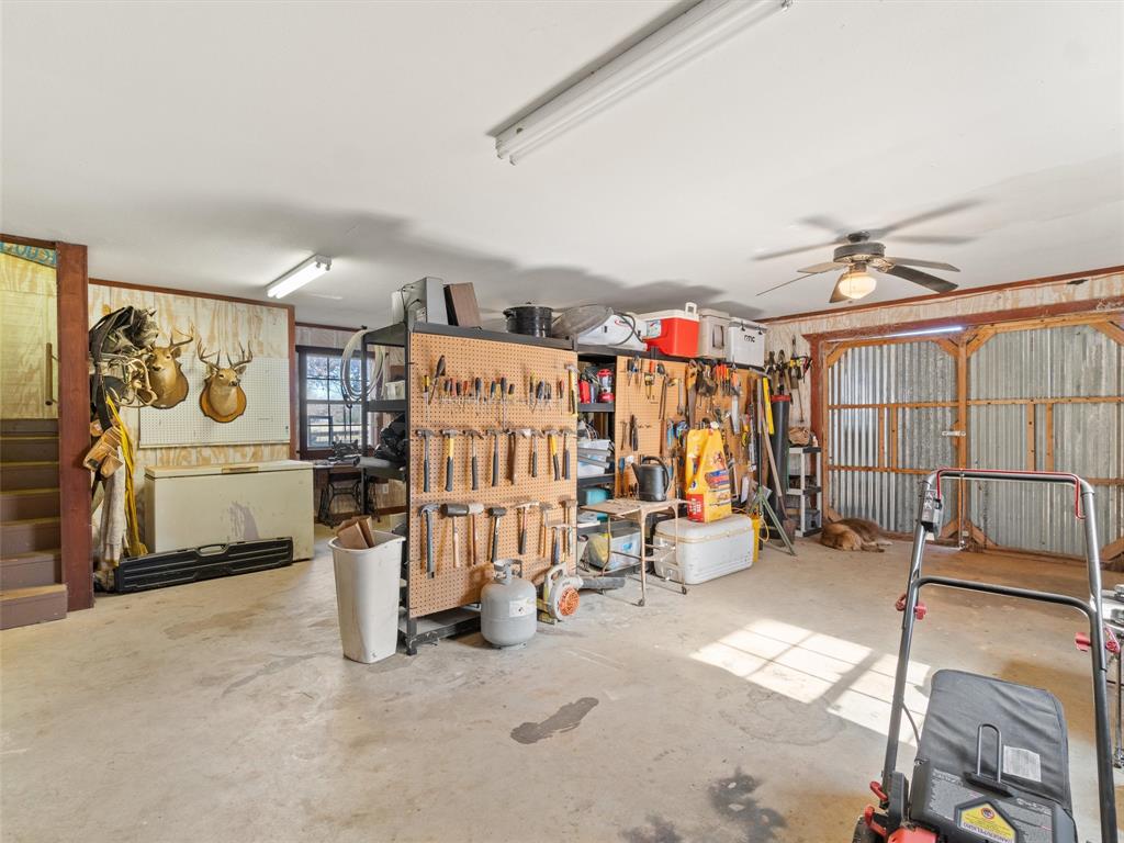 6826 Fm 2685 Property Photo 27