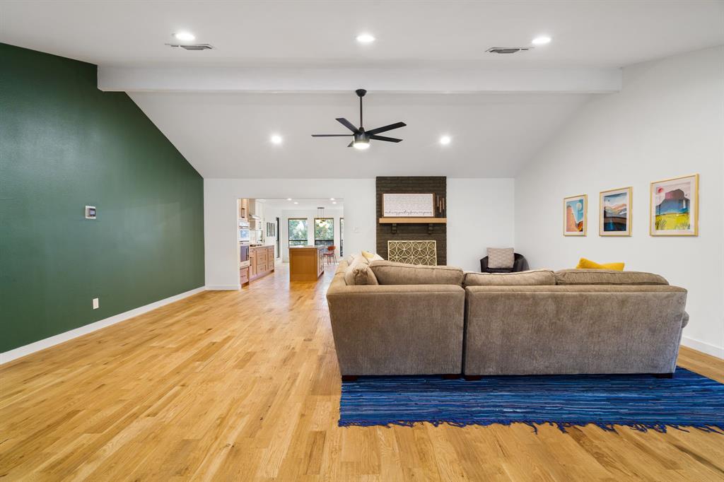 910 Harber Avenue Property Photo 9