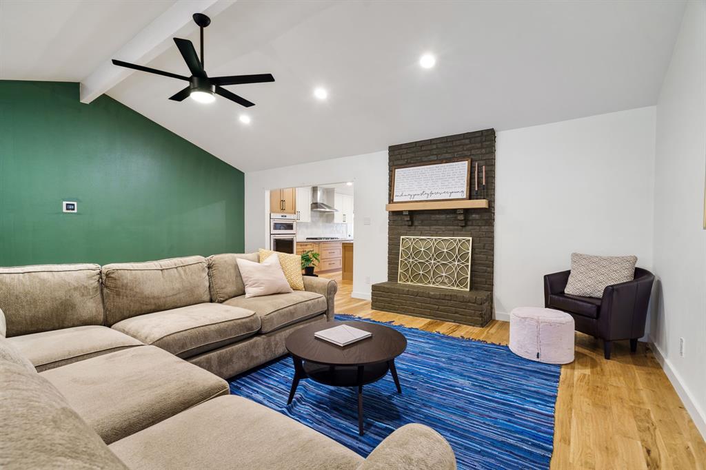910 Harber Avenue Property Photo 10