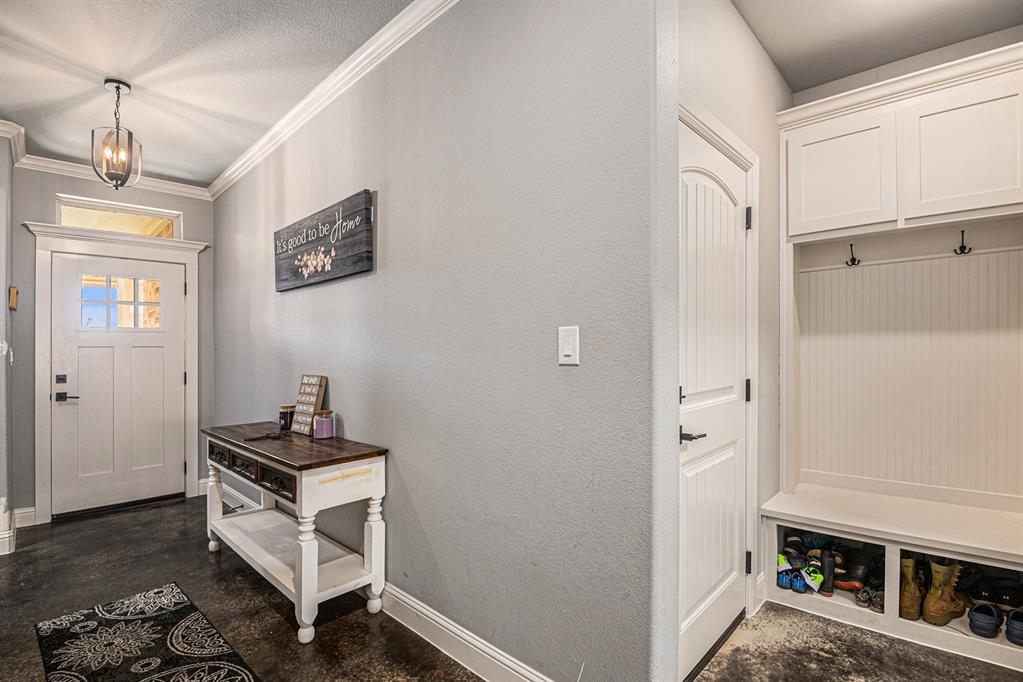 945 Sam Street Property Photo 5