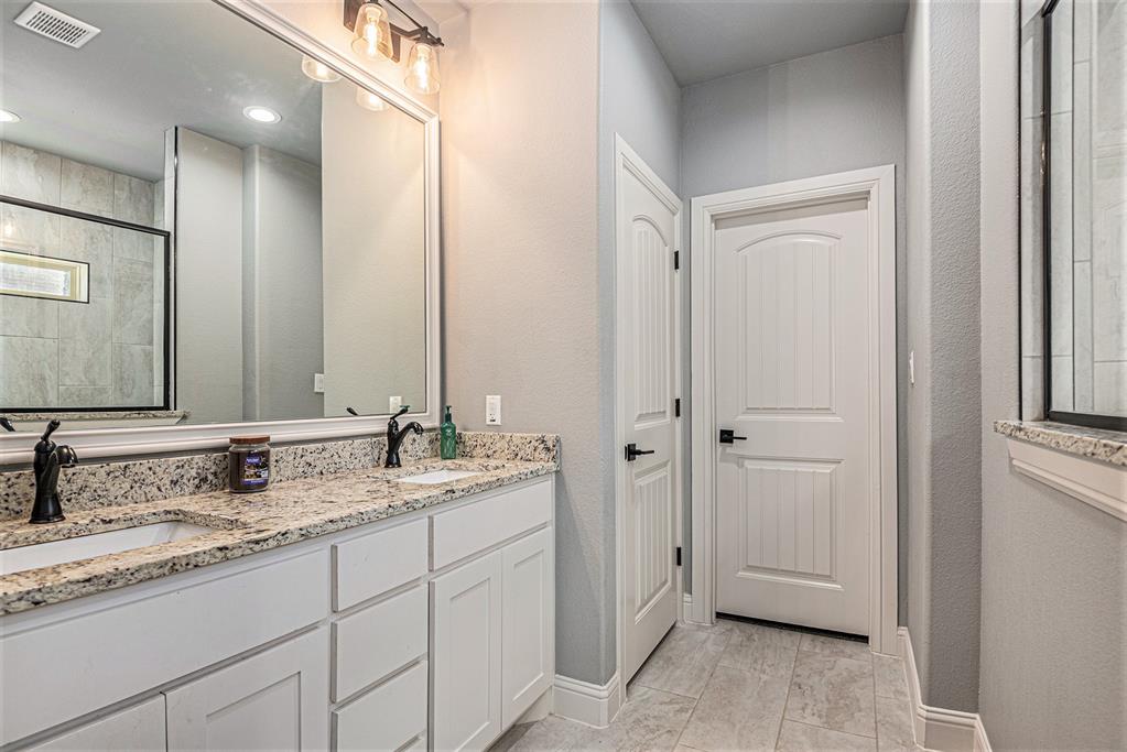 945 Sam Street Property Photo 22