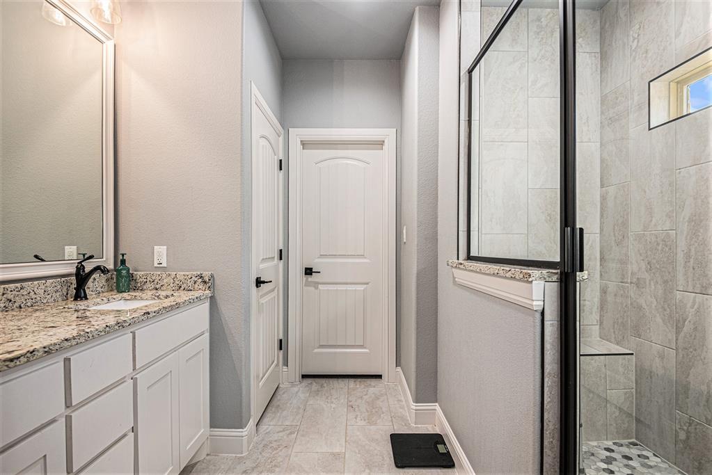 945 Sam Street Property Photo 23