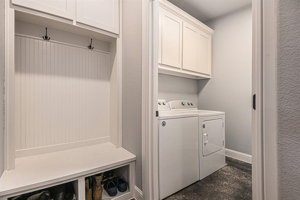945 Sam Street Property Photo 33