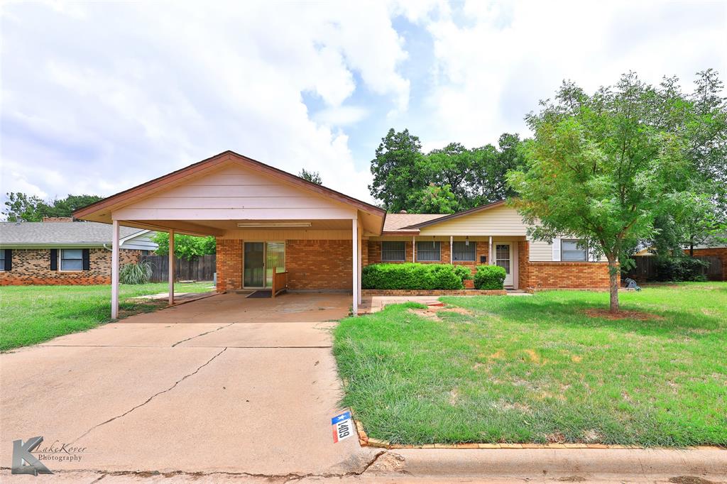 1409 Westwood Drive Property Photo 1