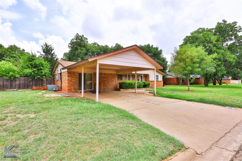 1409 Westwood Drive Property Photo 2