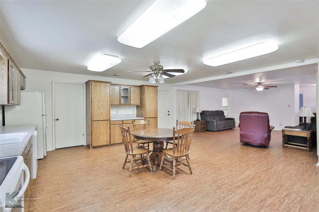 1409 Westwood Drive Property Photo 9