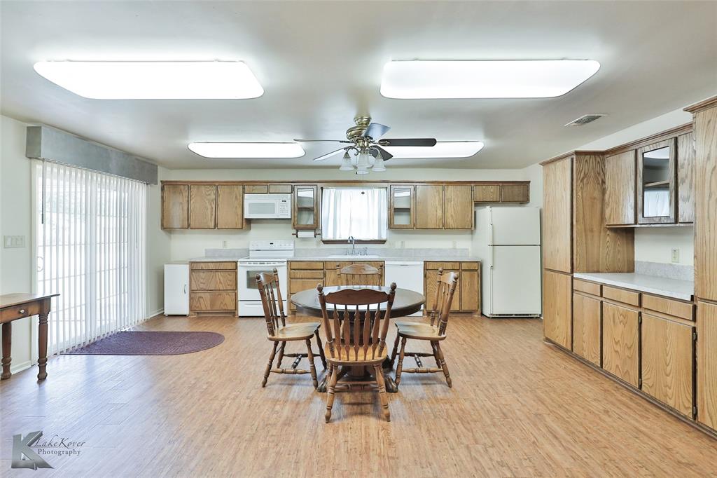 1409 Westwood Drive Property Photo 12