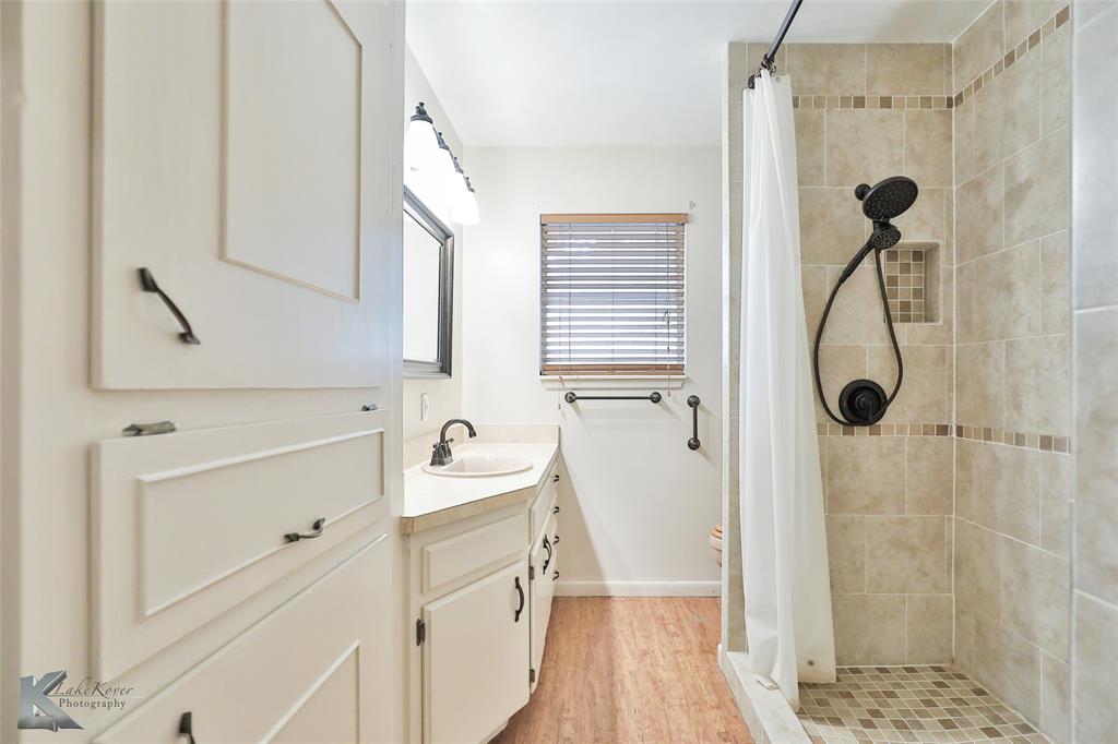 1409 Westwood Drive Property Photo 20