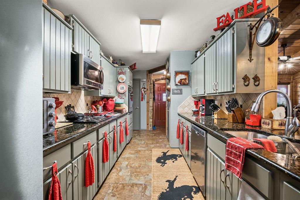4155 County Road 188 Property Photo 18
