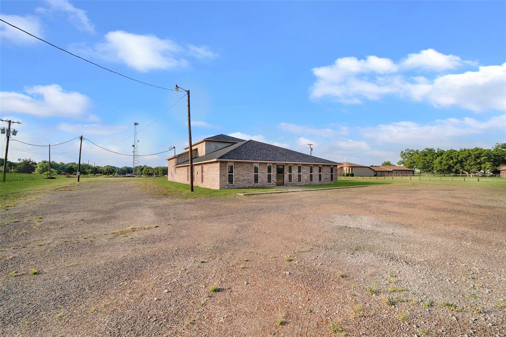 205 E Interstate 30 Svc Road Property Photo 6