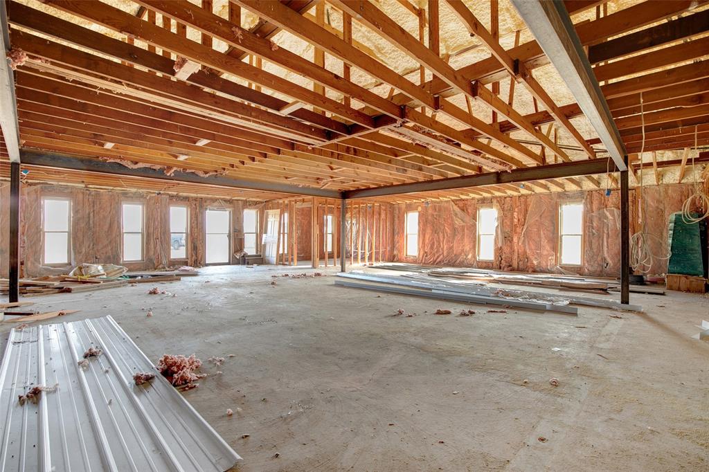 205 E Interstate 30 Svc Road Property Photo 9