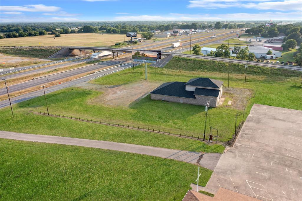 205 E Interstate 30 Svc Road Property Photo 22