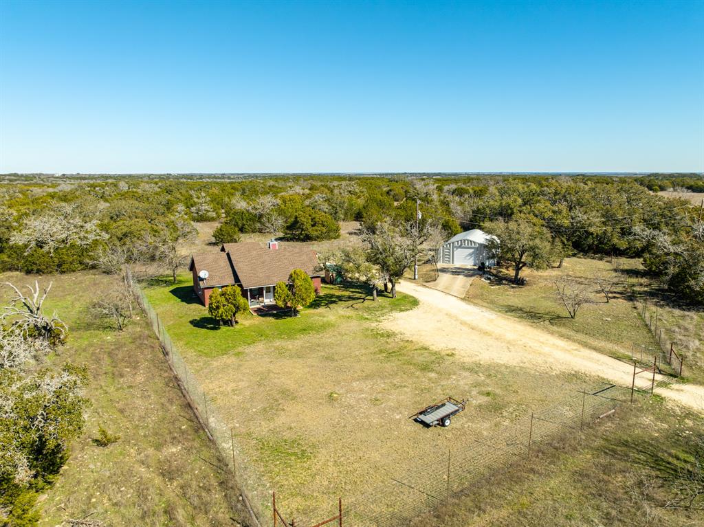 7402 Cr 137 Property Photo 5