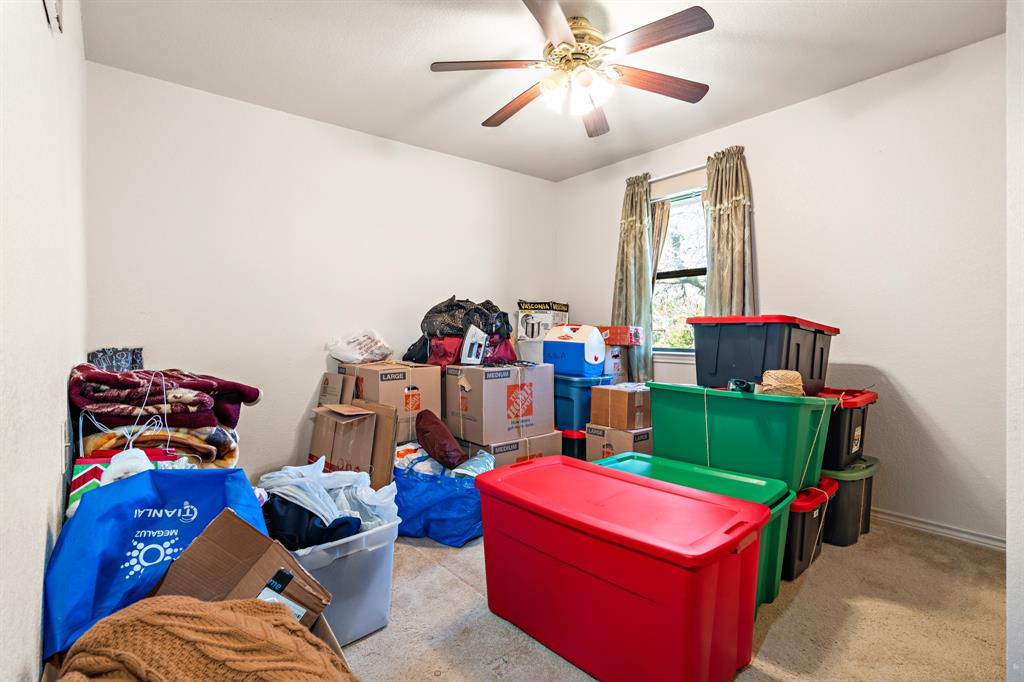7402 Cr 137 Property Photo 14
