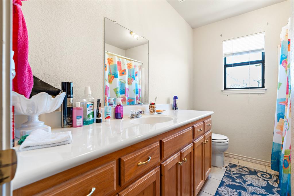 7402 Cr 137 Property Photo 15