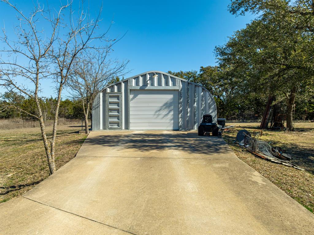 7402 Cr 137 Property Photo 17