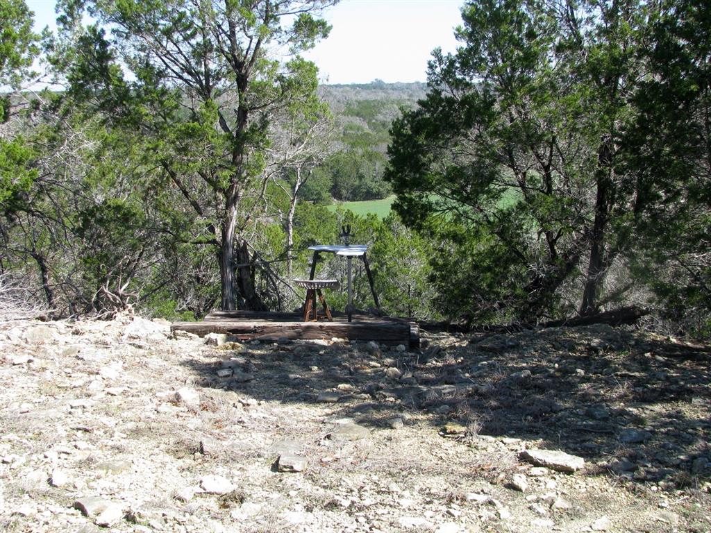 7402 Cr 137 Property Photo 32