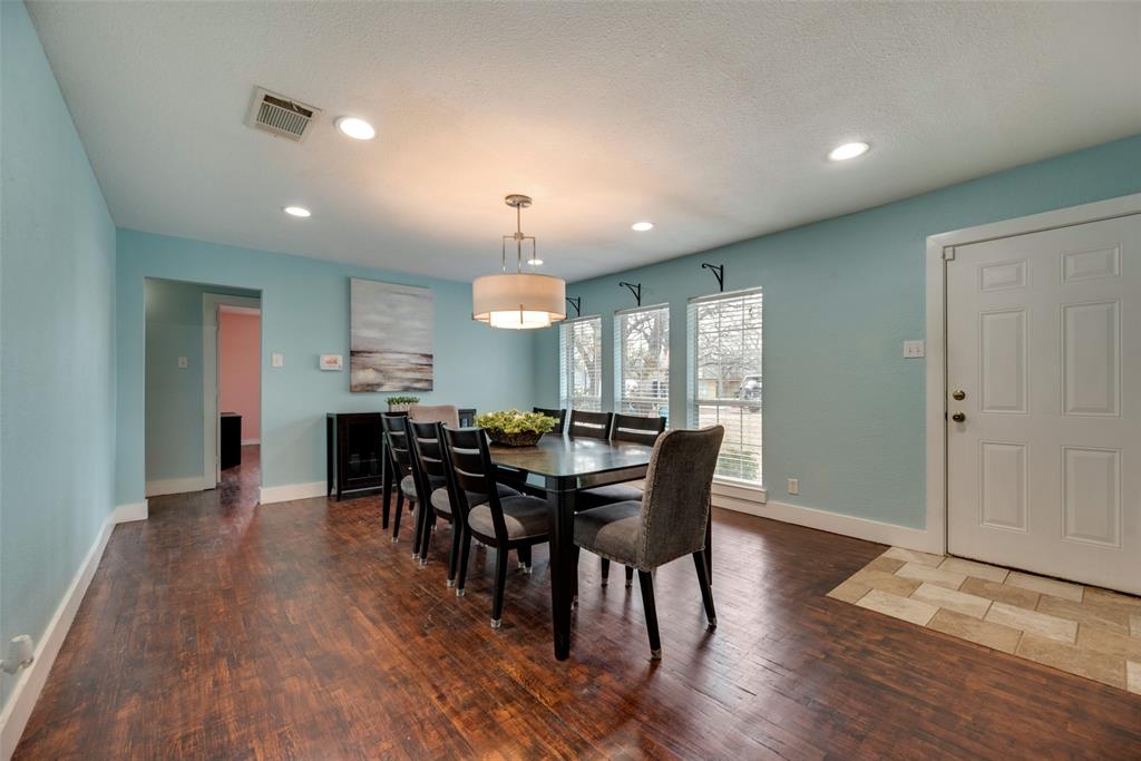 718 Collins Drive Property Photo 10
