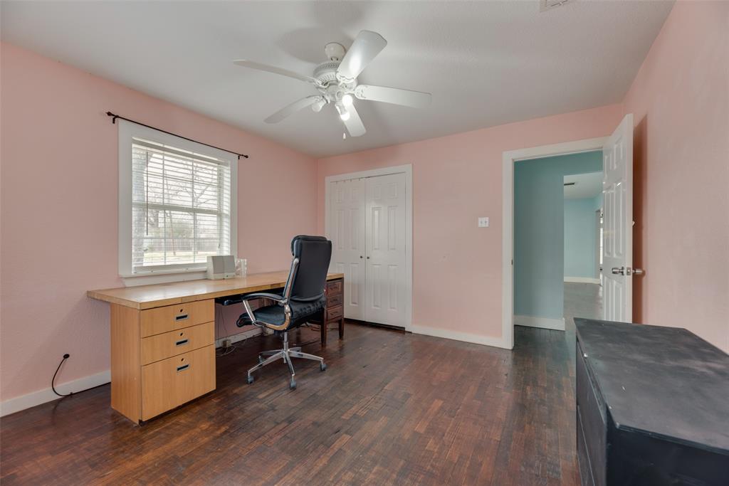 718 Collins Drive Property Photo 19