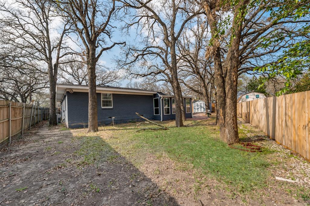 718 Collins Drive Property Photo 28