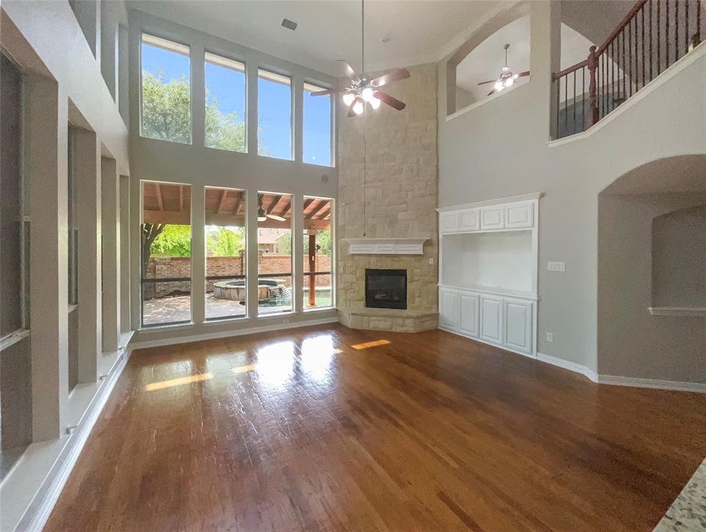 650 Griffin Street Property Photo 3