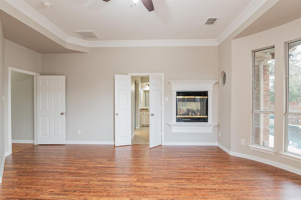 650 Griffin Street Property Photo 5