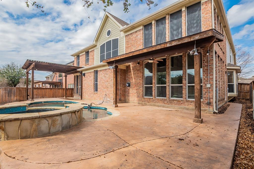 650 Griffin Street Property Photo 11