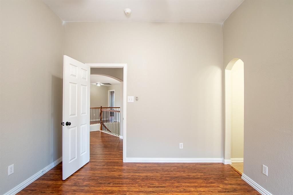 650 Griffin Street Property Photo 31