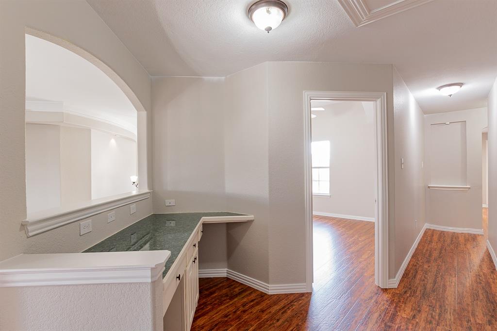 650 Griffin Street Property Photo 33