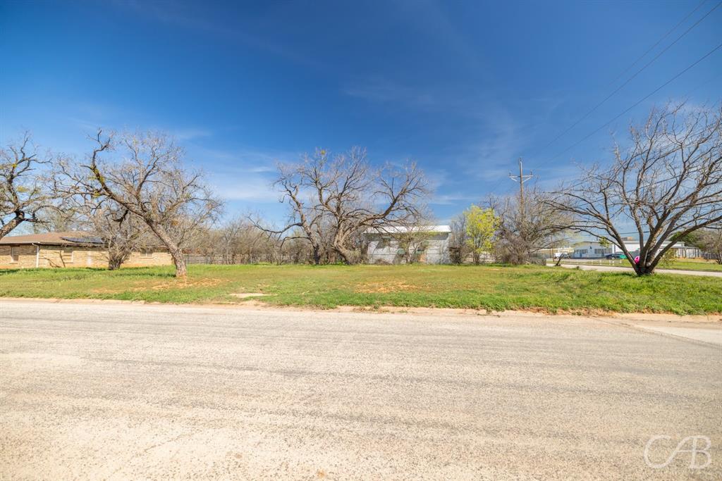 2332 N 3rd Street Property Photo