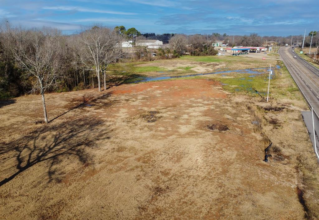 700 N Greer Boulevard Property Photo 8