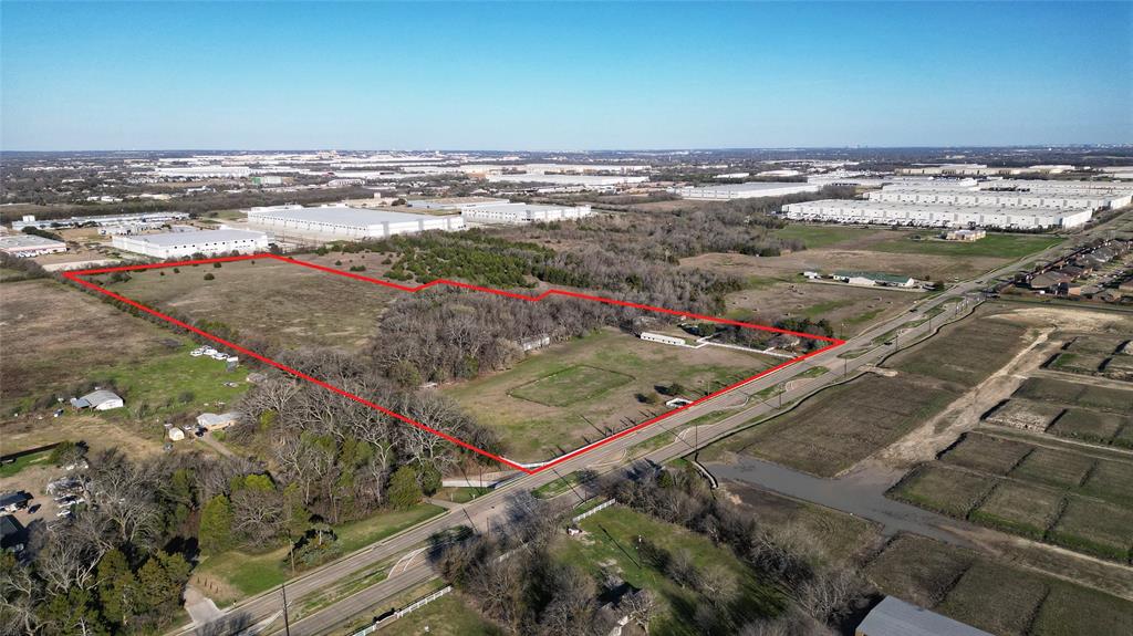 2105 N Houston School Road