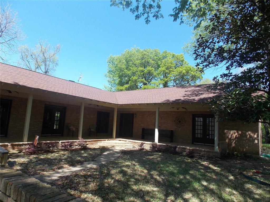 704 Adams Lane Property Photo 2