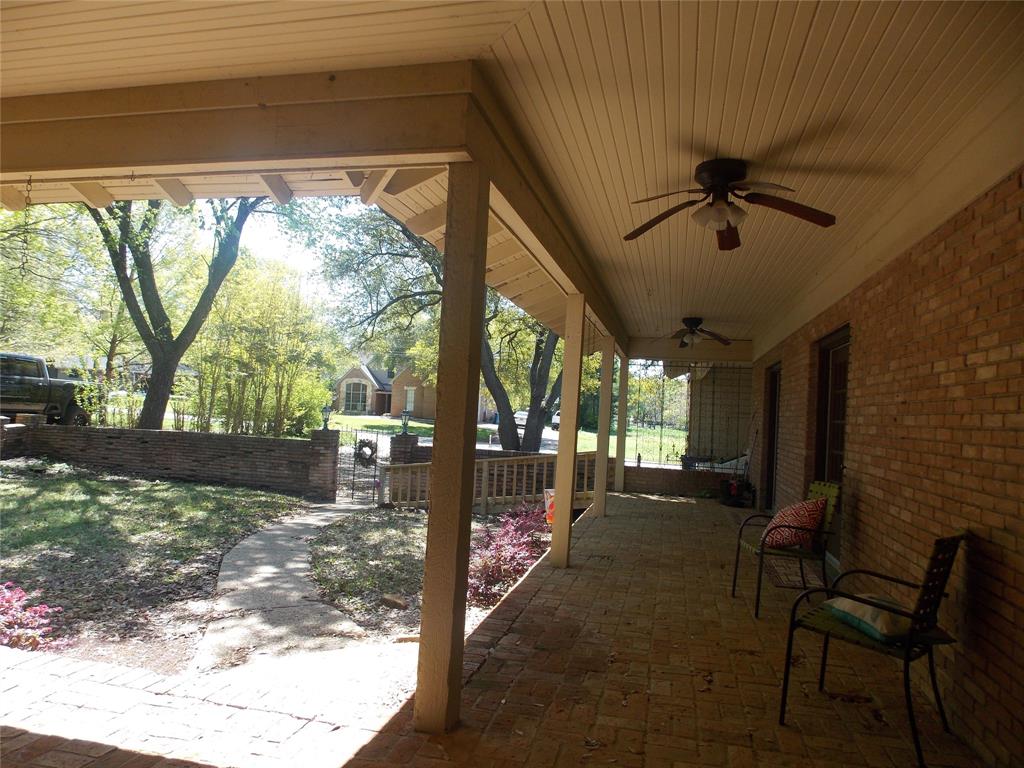 704 Adams Lane Property Photo 11