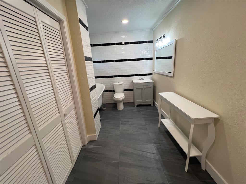 1203 Mountainside Drive Property Photo 13