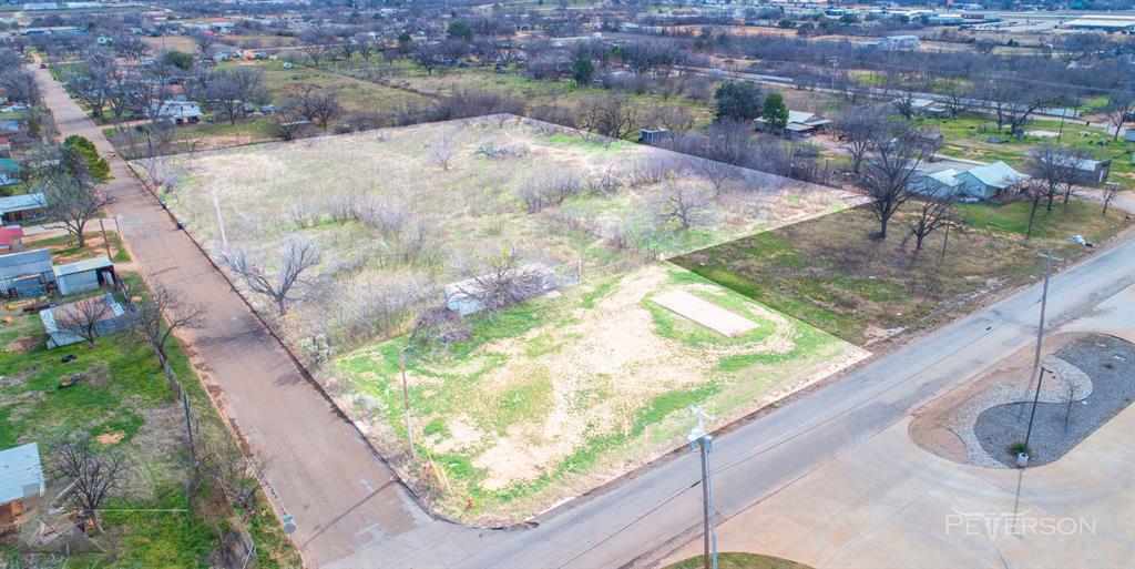 3749 Grape Street Property Photo 4