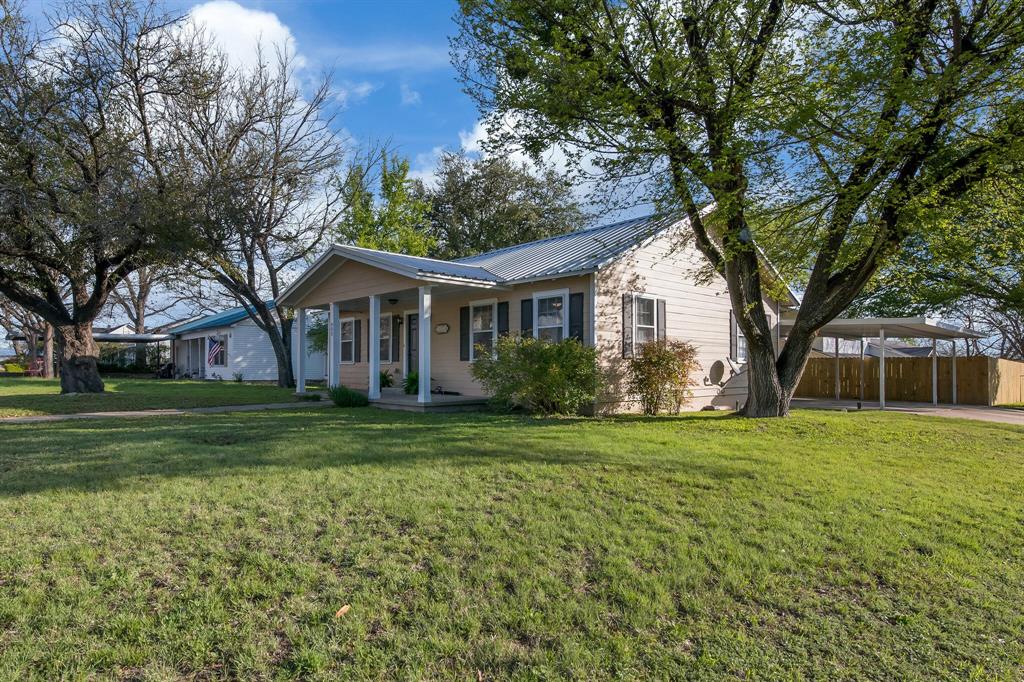 403 N Avenue Property Photo 4