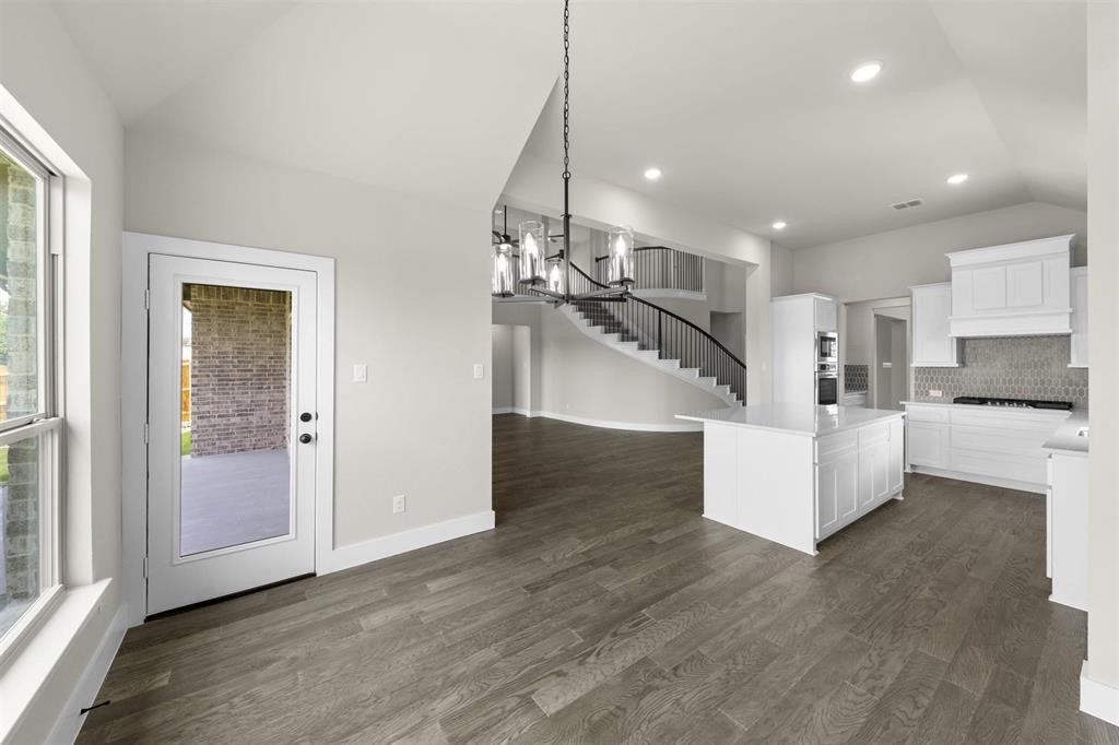 421 Curtiss Drive Property Photo 10