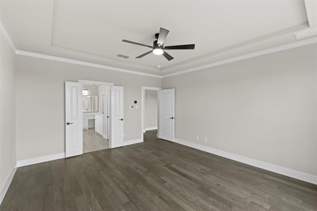421 Curtiss Drive Property Photo 14